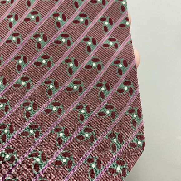 Giorgio Armani Silk Tie - Picture 4 of 5